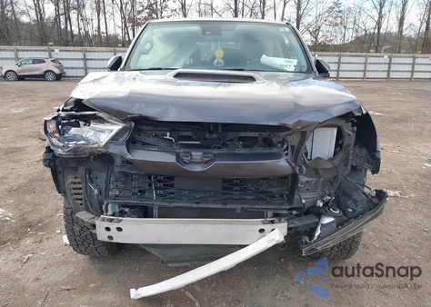 2021 Toyota 4Runner Trd Off Road из США, поврежденный, VIN JTEPU5JR9M5932652